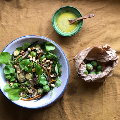 Winterposteleinsalade met gegrilde groenten