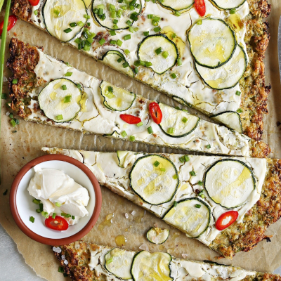 Bloemkoolpizza met courgette