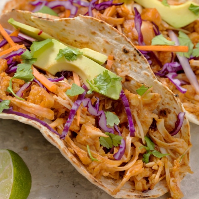 Vegan pulled jackfruit taco's met koolsla