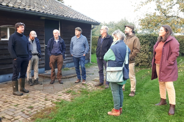 Odin hulpimkers en bijenboeren ontmoeten elkaar