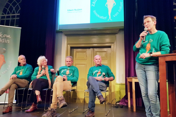 Vlnr Theo Boon, Edith Lammerts van Bueren, Joris Kollewijn, Edwin Nuijten en Merle Koomans van den Dries 