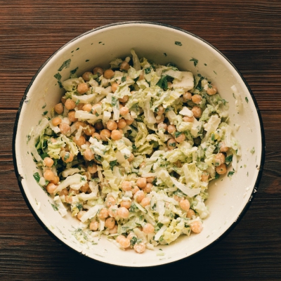 Selderij salade met kikkererwten