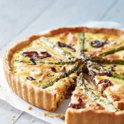 Quiche met asperge en zalm