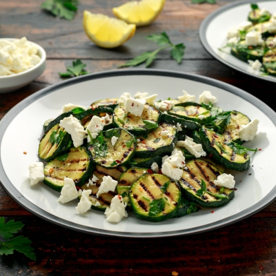 Courgette met pesto en geitenkaas