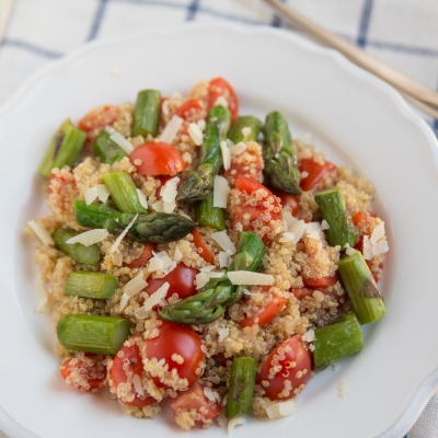 Quinoasalade met groene asperges