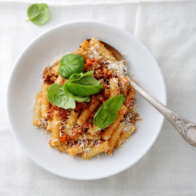 Pasta met paprika-ansjovissaus